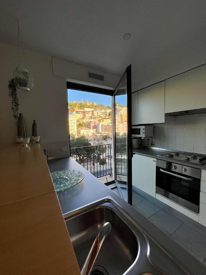 Luxury Castle View Apartment Lisbon Exterior photo